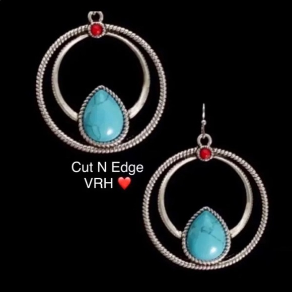 Montana Silversmith Rock 47 Earrings - Picture 1 of 4